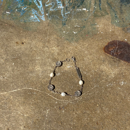 PEARL + FLOWER BRACELET